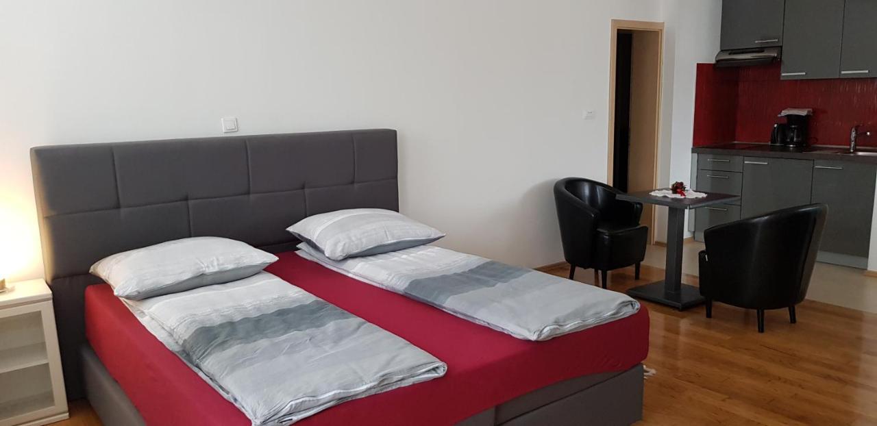 Vila Ema Apartments And Rooms Λιουμπλιάνα Εξωτερικό φωτογραφία